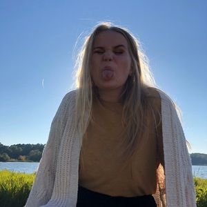 Meet your Posher, Maggie